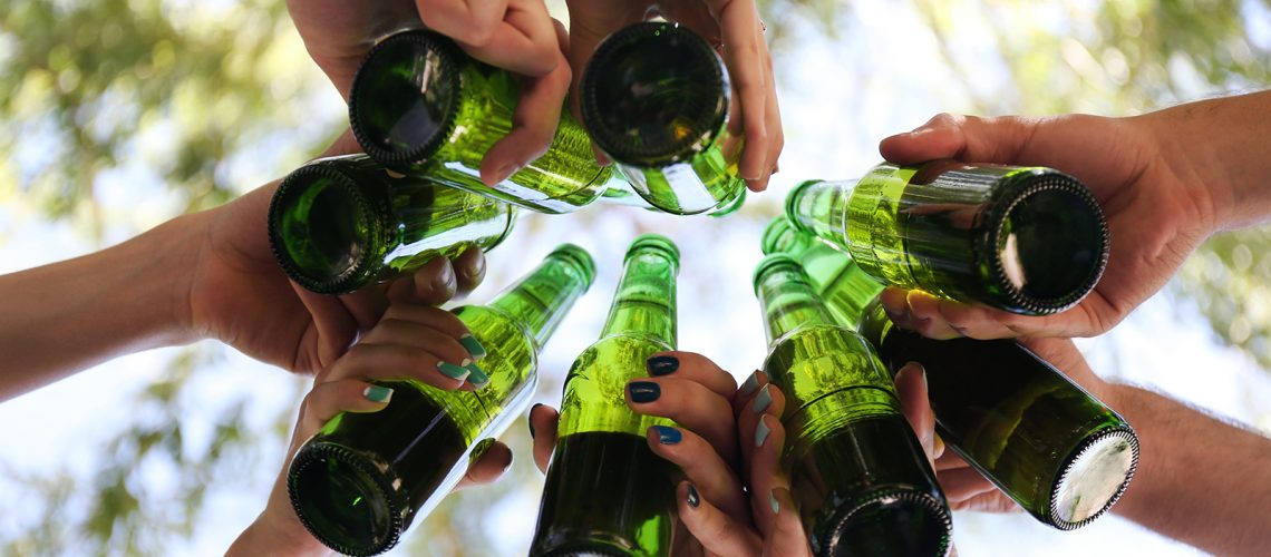 l consumo di alcol negli adolescenti