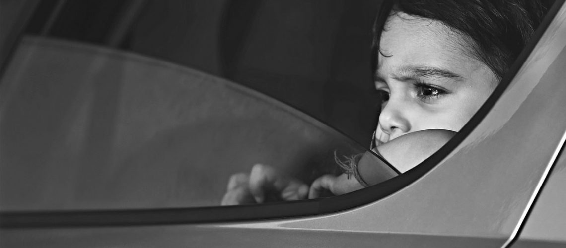 Bambini e viaggi in auto: prevenire la noia