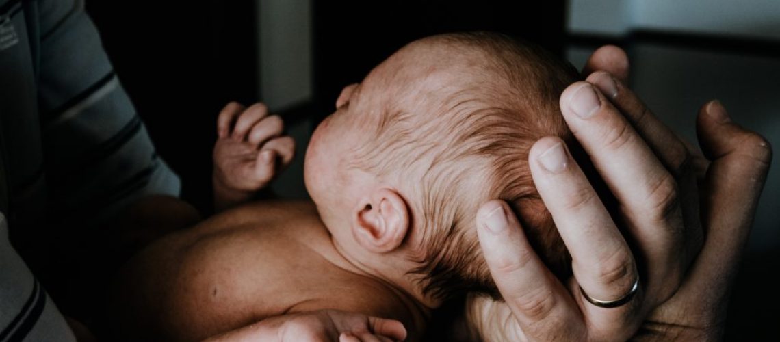 Cosa fare se il tuo bambino ha l'addome acuto?